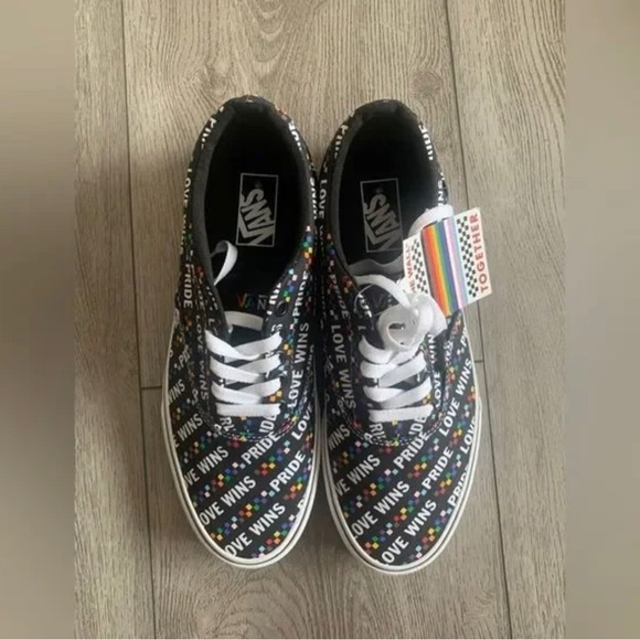 NIB Vans Doheny Pride Sneaker Love Wins Lace Up Off The Wall Men’s - Picture 4 of 11